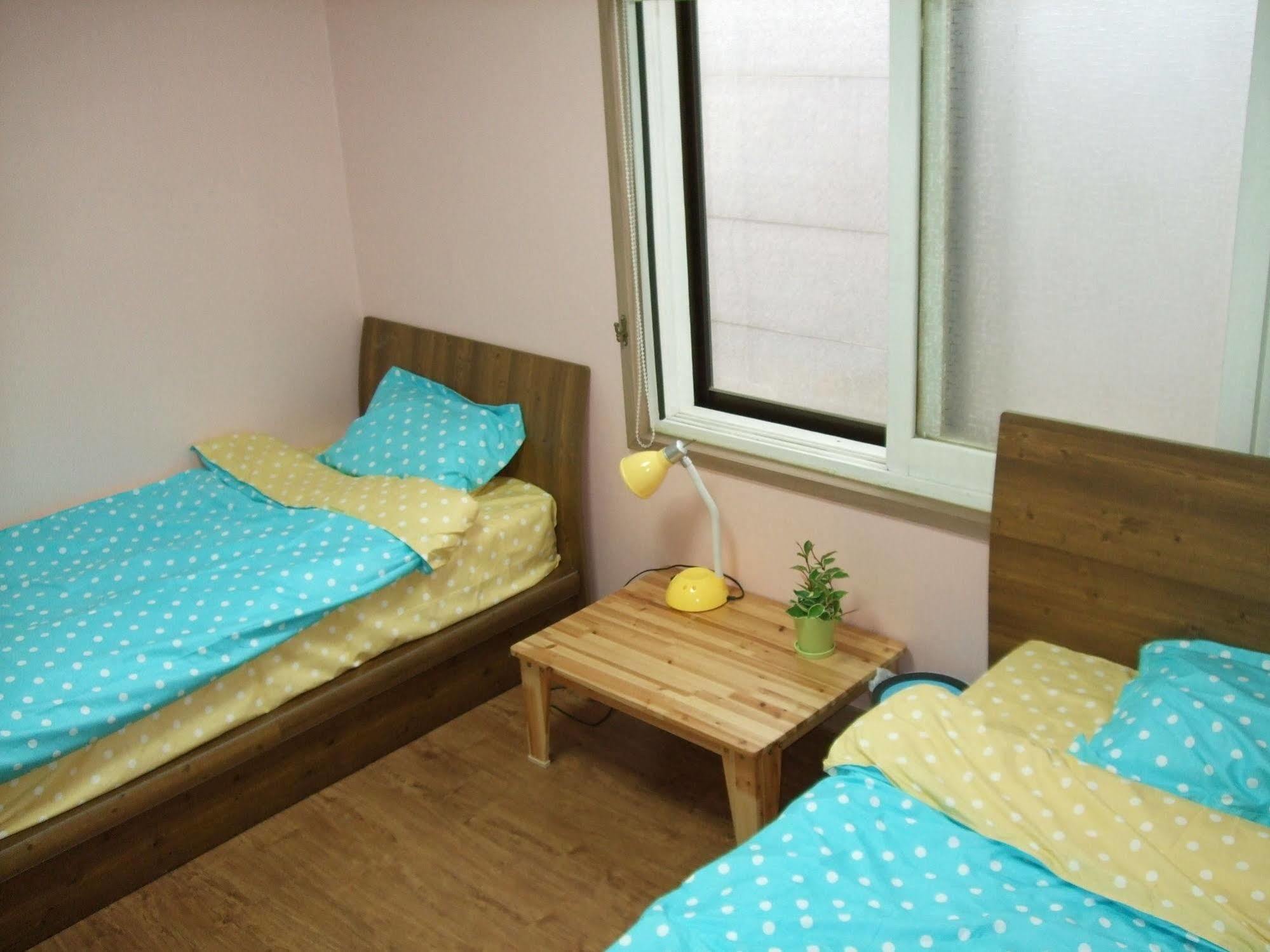 Birdsnest Hostel Hongdae Foreigner Only Σεούλ Εξωτερικό φωτογραφία